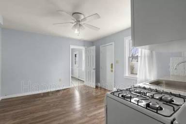 Main picture of 7 Webb St