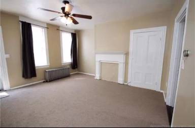 Main picture of 1707 - 1711 Jane St
