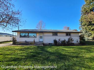 Main picture of 4415 N Bessie Rd