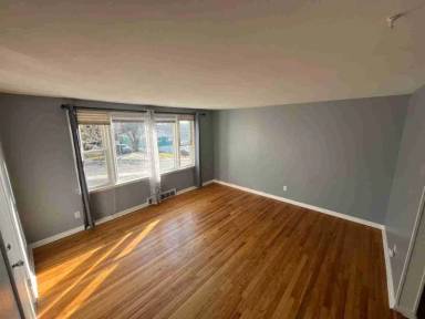 Main picture of 206 Arch St