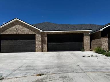 Main picture of 1215 N Evanston Ave