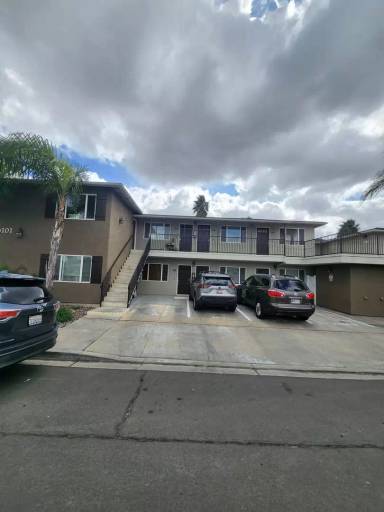 Main picture of 6101 Adelaide Ave