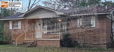 Main picture of 819 Memphis St