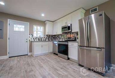 Main picture of 2331 Peachwood Cir NE