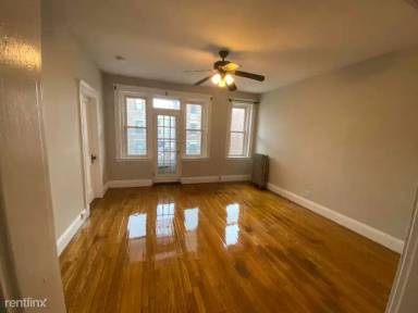 Main picture of 325 Summit Ave