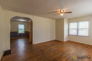 Main picture of 400 Kearney St