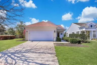 Main picture of 16 Plum Ct