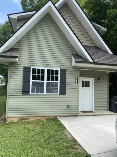Main picture of 4100 Apex Dr
