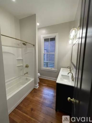 Main picture of 506 Washington Ave