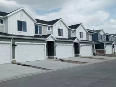 Main picture of 514 N Helmsman Ln