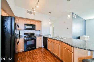 Main picture of Villa Azure Condominiums