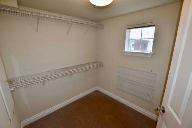 Main picture of 3906 NE 51st St