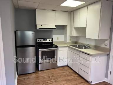 Main picture of 236 N Orange St