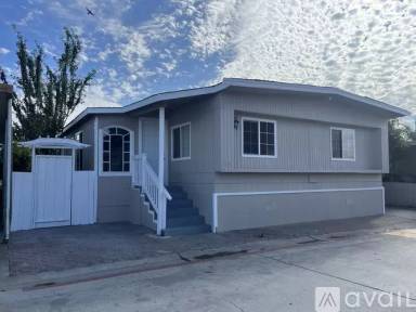Main picture of 113 Chestnut Ln