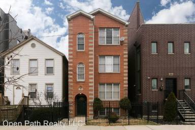 Main picture of 1214 W Ohio St