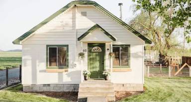 Main picture of 60 Del Fatti Ln