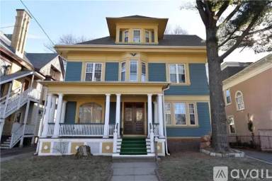 Main picture of 201 Sherman Ave