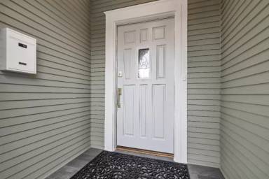 Main picture of 3025 Meridian St