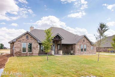 Main picture of 8004 Zoe Dr