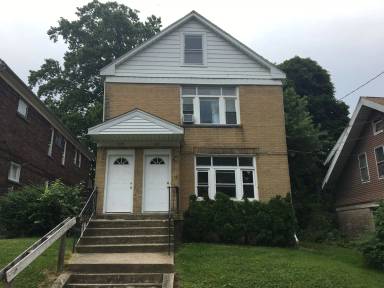 Main picture of 639 W 5th St