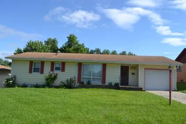 Main picture of 322 Webster St