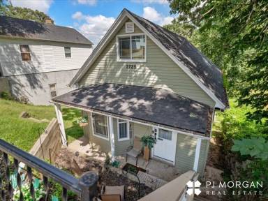 Main picture of 2729 S 23rd St
