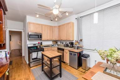 Main picture of 1457 N Bell Ave