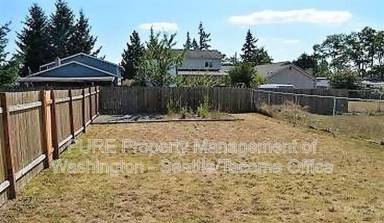 Main picture of 128 131st St E