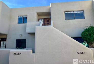 Main picture of 3043 E Rose Ln