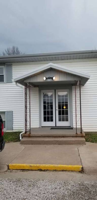 Main picture of 605 N Dirks St