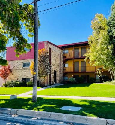 Main picture of 133 C St