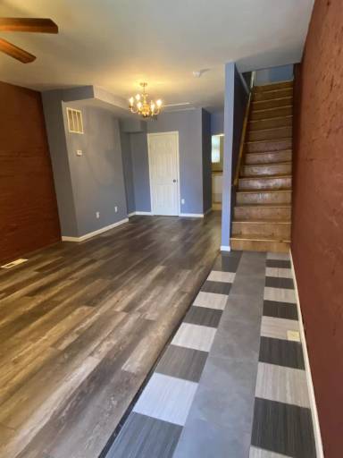 Main picture of 2522 E Federal St