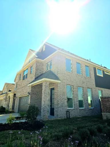 Main picture of 27139 Blue Pool Dr