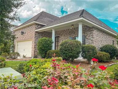 Main picture of 337 Nicklaus Dr