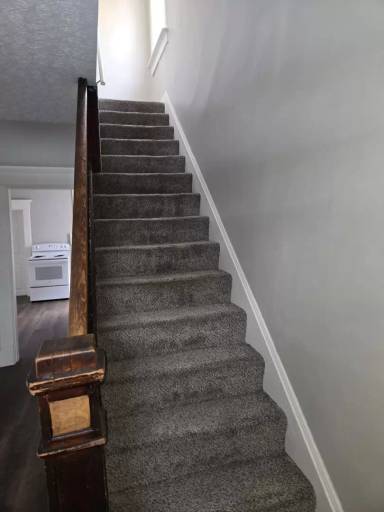 Main picture of 618 Carpenter St