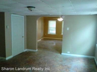 Main picture of 2402 Saint Xavier St