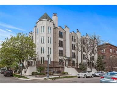 Main picture of 904 Lincoln Ave