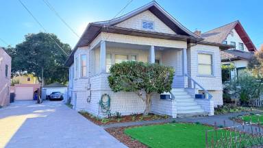 Main picture of 2128 San Antonio Ave