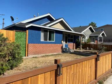 Main picture of 792 Termino Ave