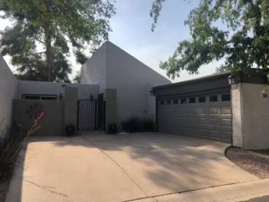 Main picture of 2120 N Squire Ave