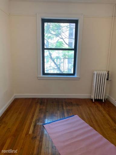 Main picture of 1713 Beverley Rd