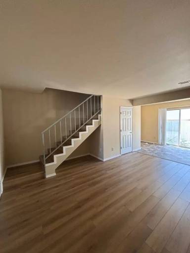 Main picture of 2038 Campus Dr