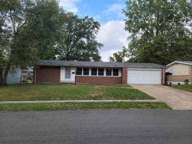 Main picture of 1635 Canter Dr