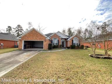 Main picture of 3920 Nantucket Cir