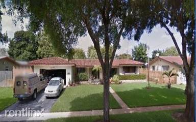 Main picture of 5661 SW 2nd Ct