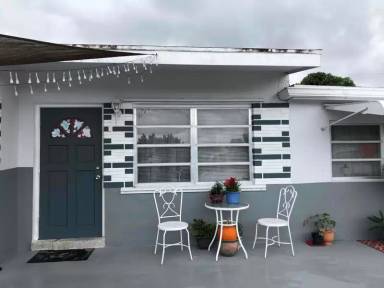 Main picture of 6440 SW 22nd Ct