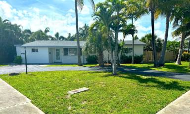 Main picture of 329 SE 7th Ave