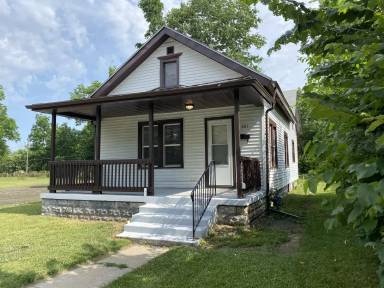 Main picture of 1327 Corby Blvd