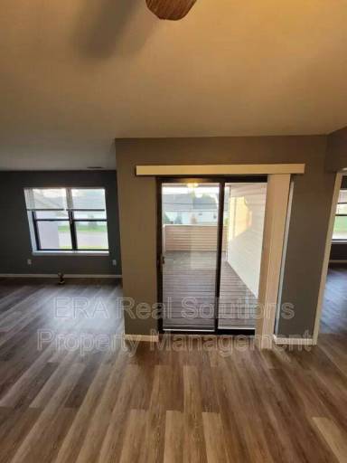 Main picture of 604 6th St