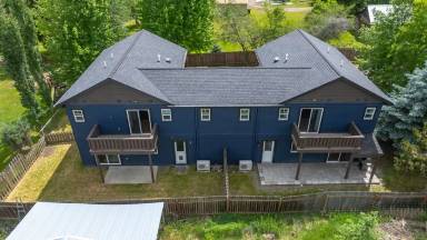 Main picture of 443 Karrow Ave